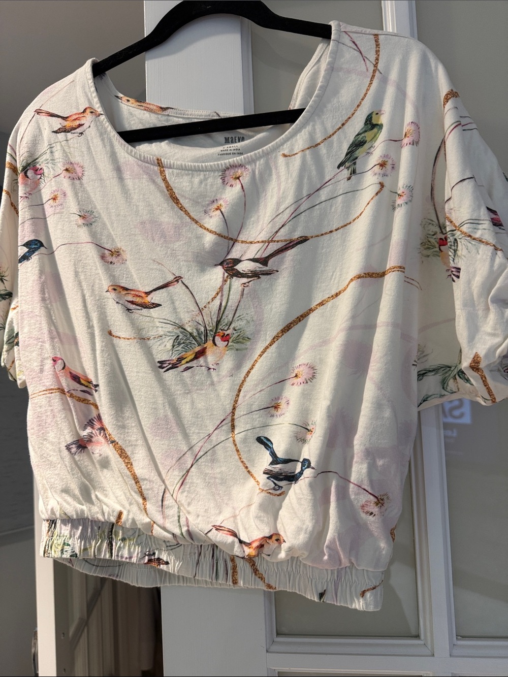 Maeve Cream Bird-Print Cropped Tee